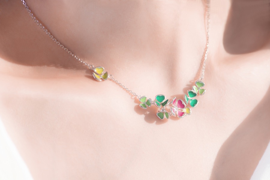 clover necklace-华美款-佩戴-02