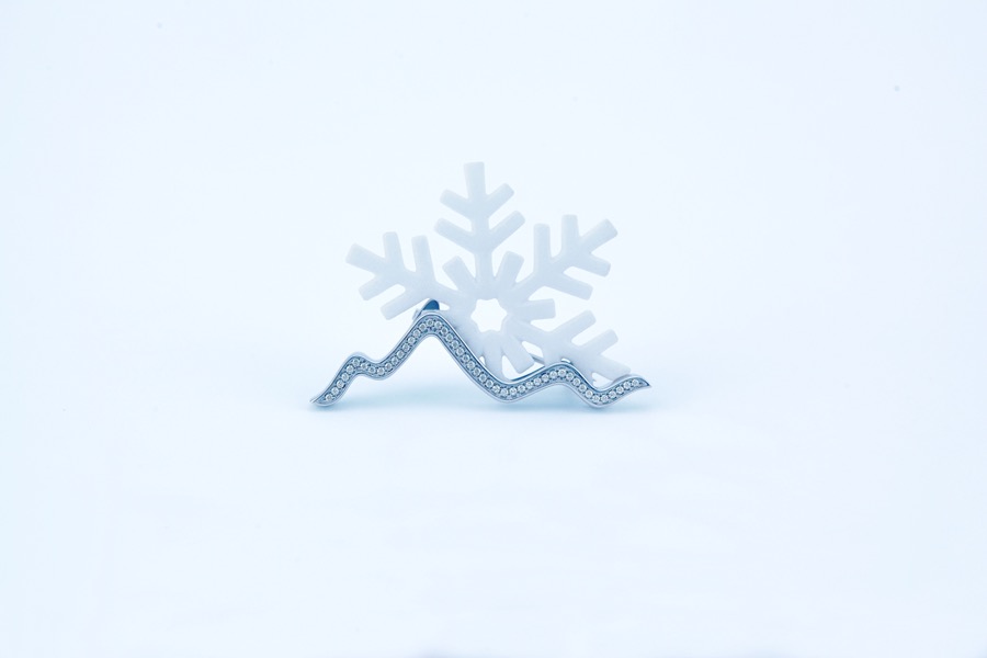 snow-mountain-brooch-nylon-1